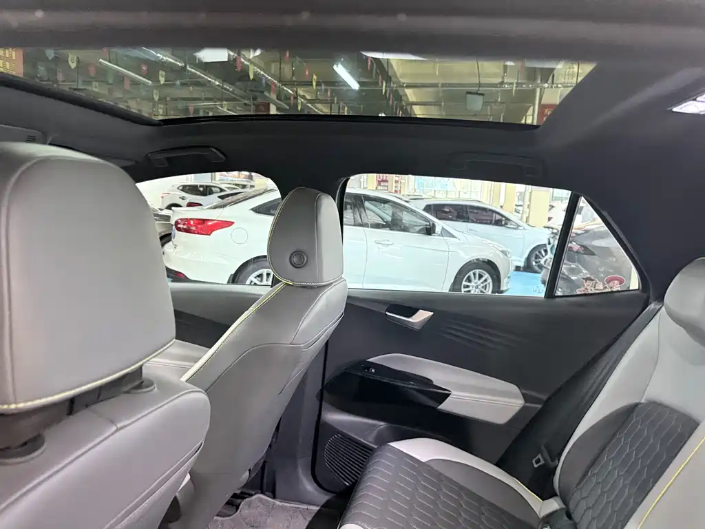 Volkswagen ID.3 — миниатюра 10