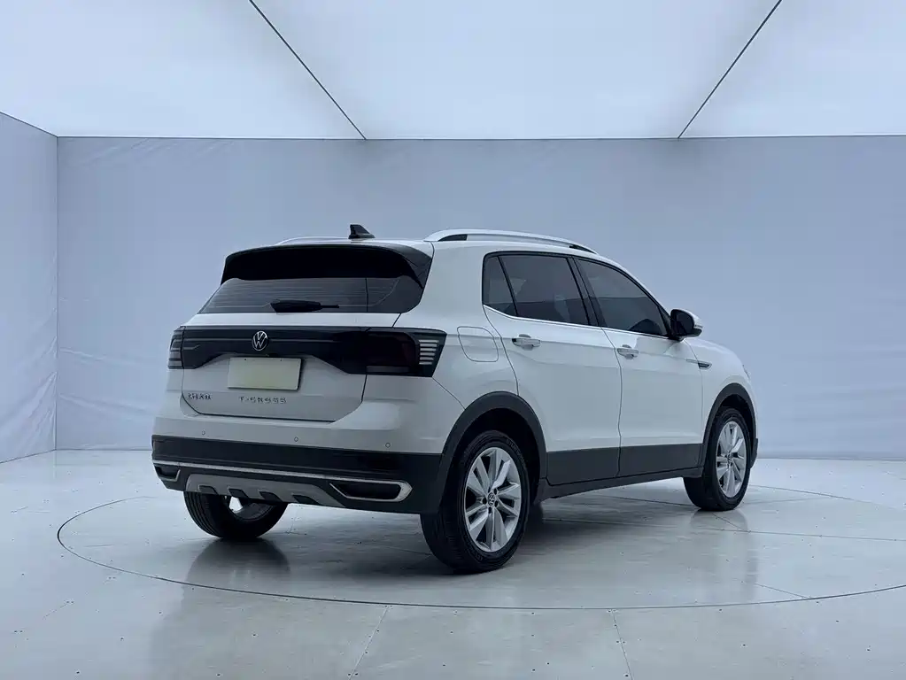 Volkswagen T-Cross — миниатюра 4