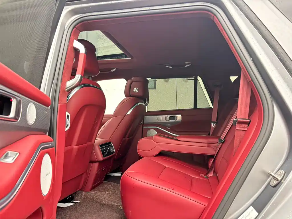 TANK TANK 700 NEW ENERGY