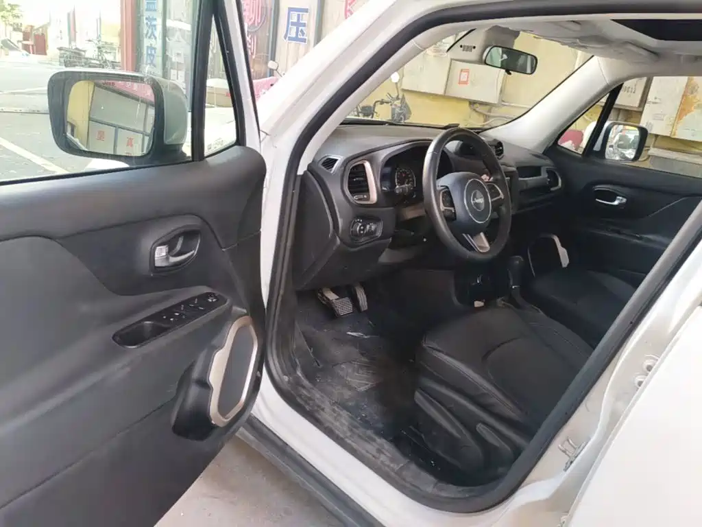 Jeep Renegade — миниатюра 15