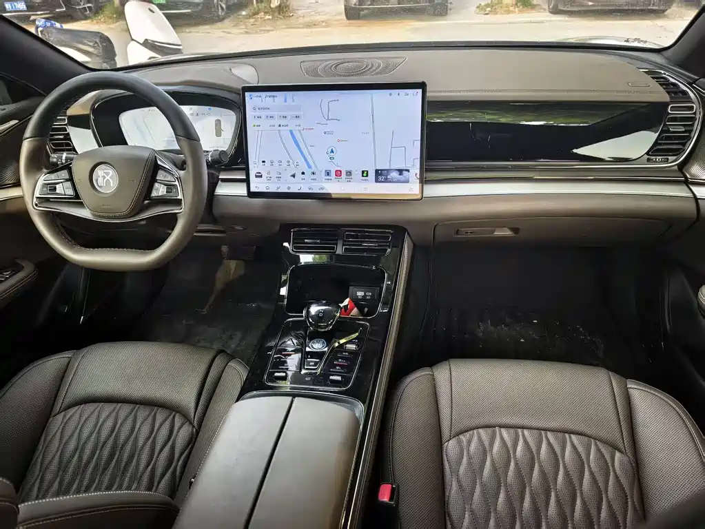 BYD Han 2025 DM-i Smart Drive 125KM Luxury