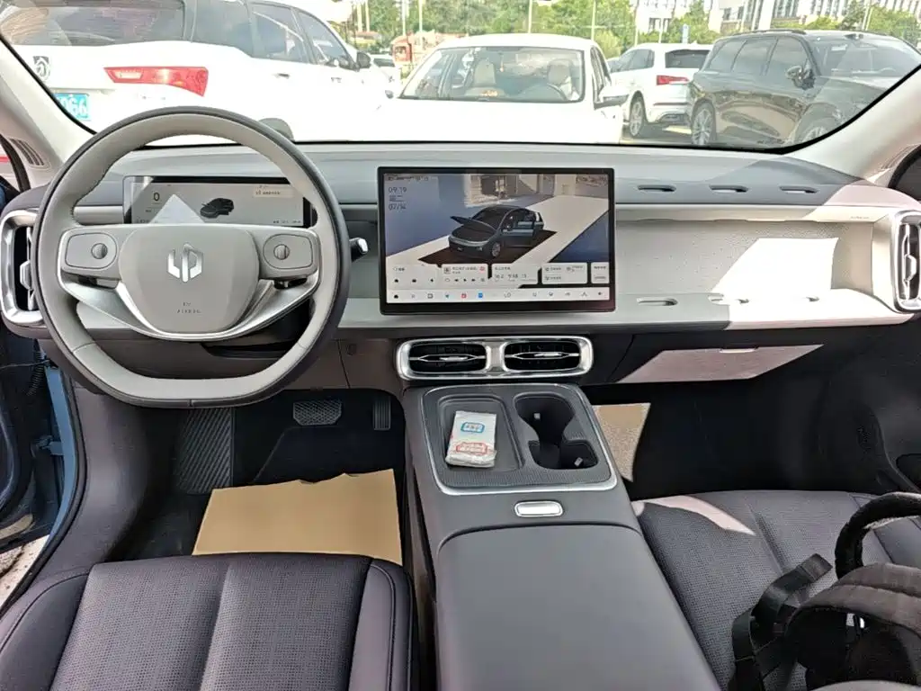 Leapmotor B01 2025 550
