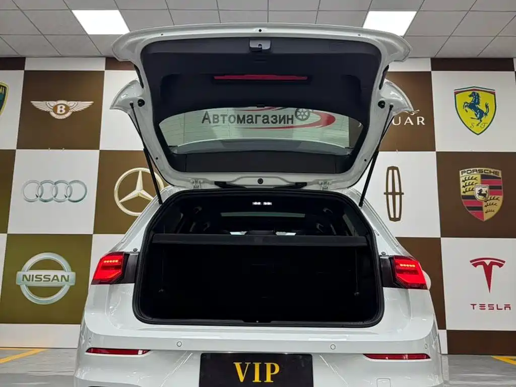 Volkswagen Golf — миниатюра 17