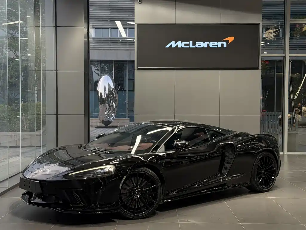 McLaren GT