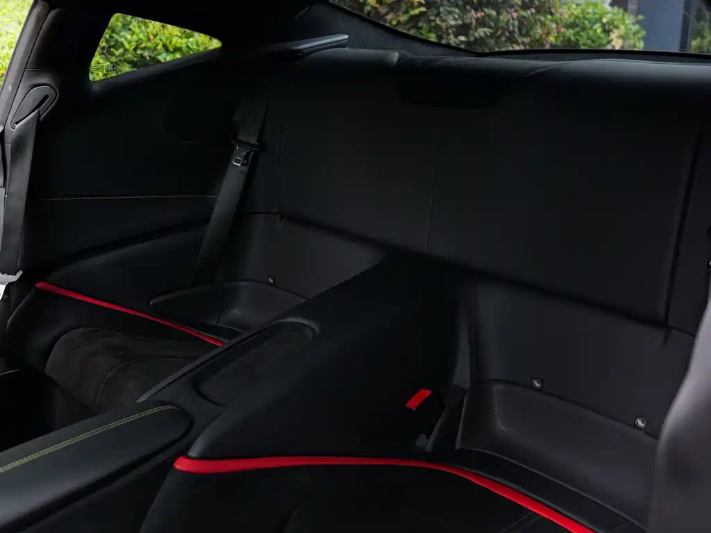 Ferrari Roma — миниатюра 20