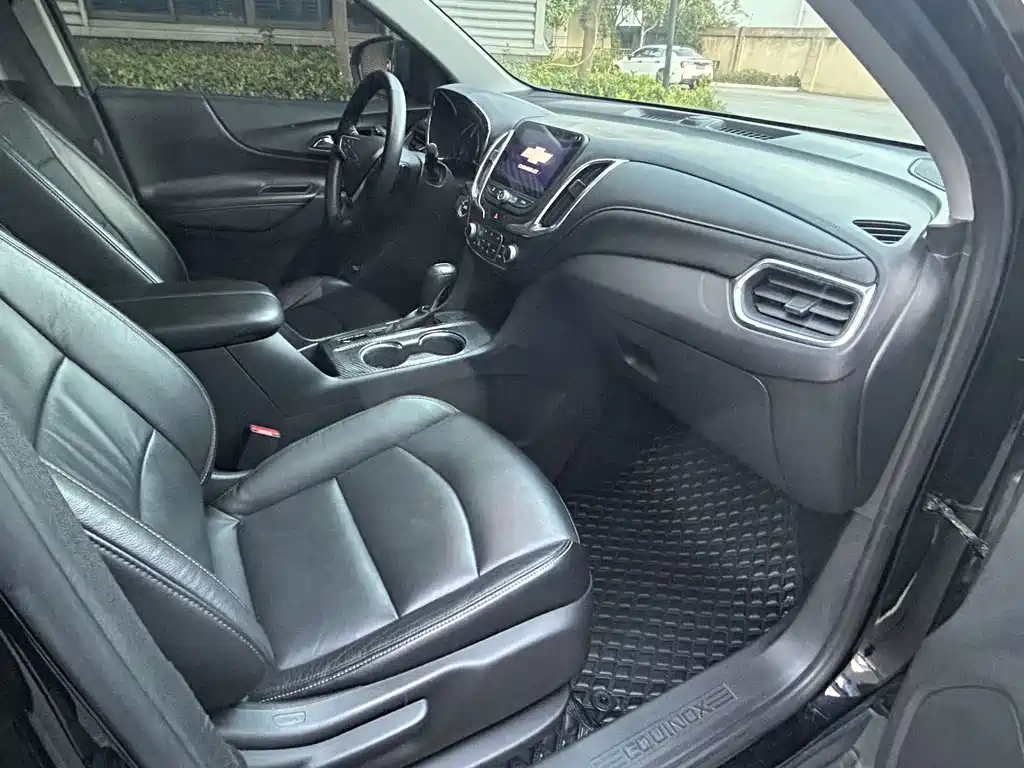 Chevrolet Equinox — миниатюра 9