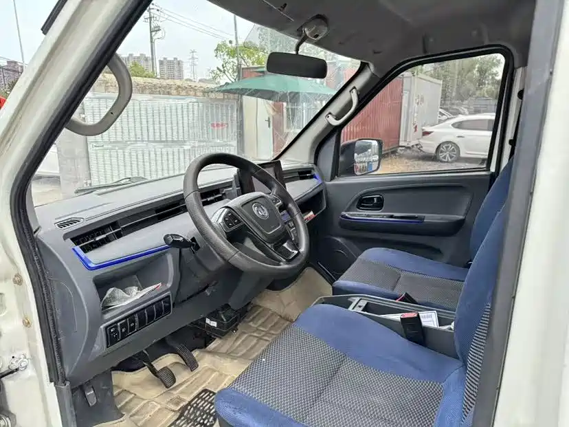 Dongfeng EM27 — миниатюра 4