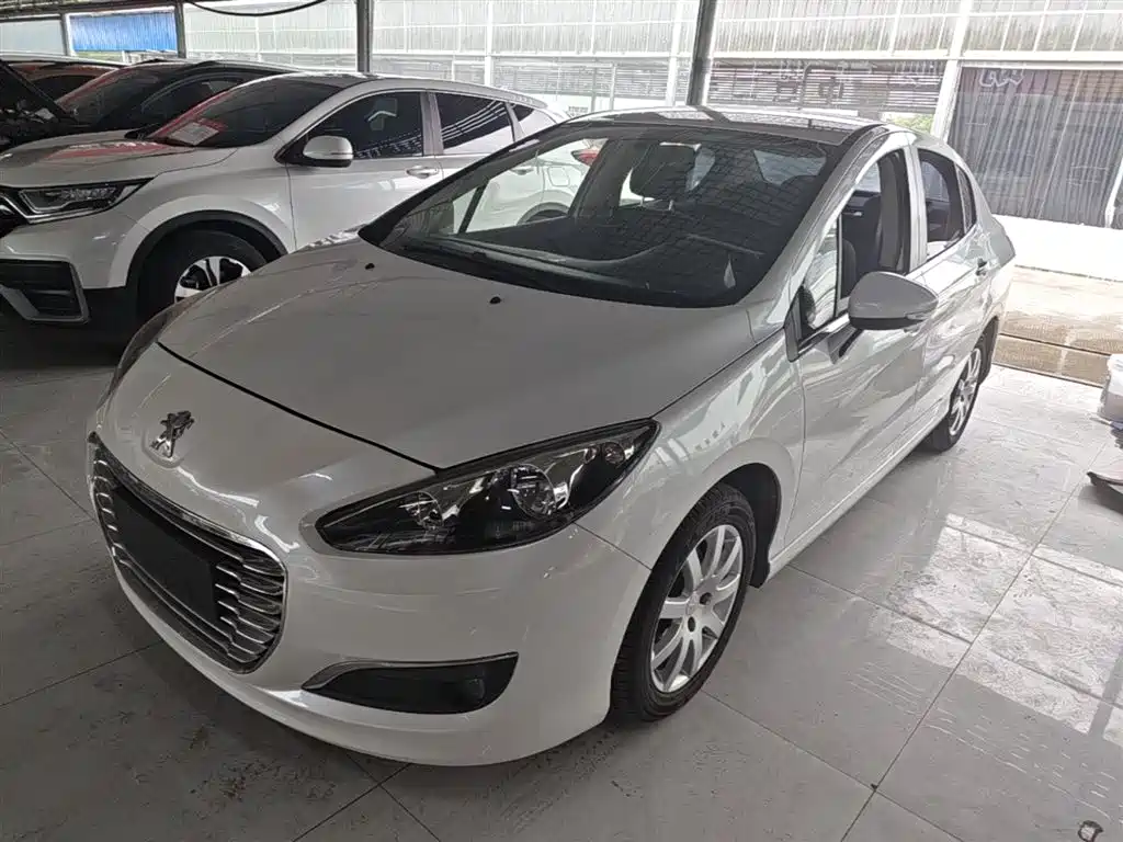 Peugeot 308 2015
