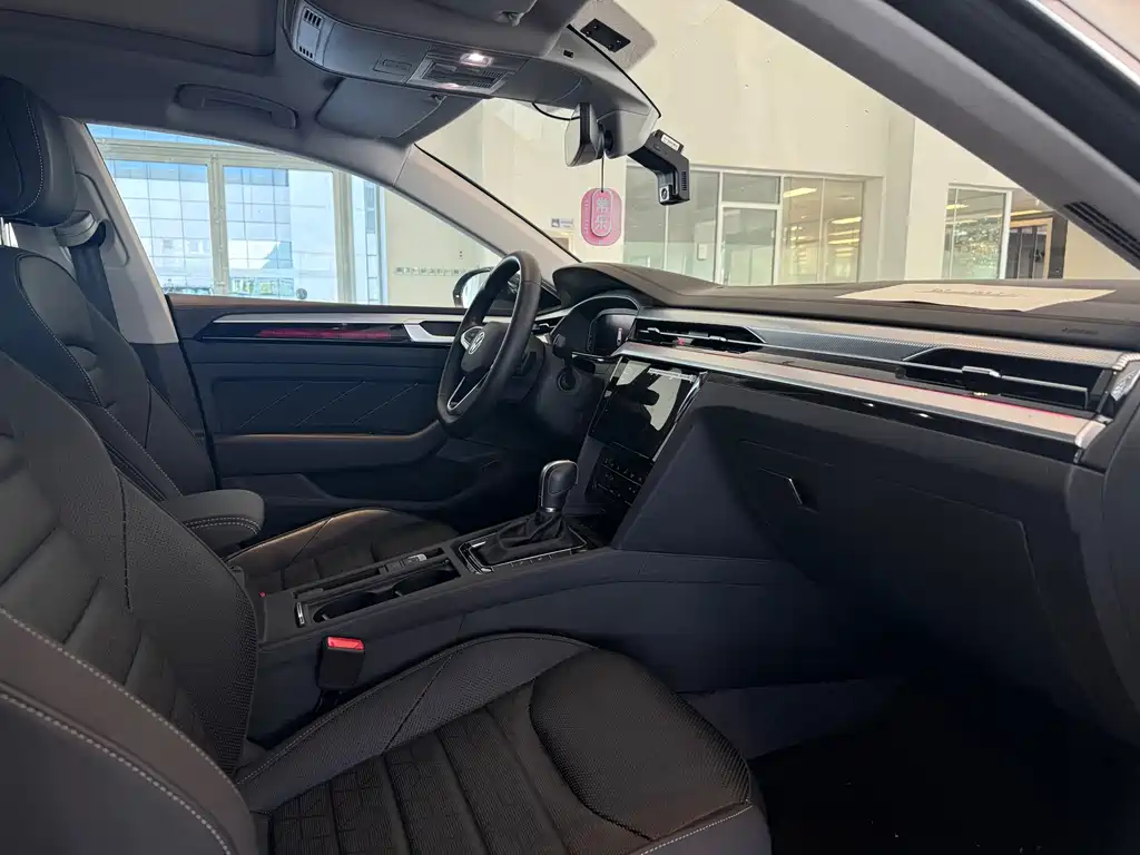 Volkswagen CC — миниатюра 10