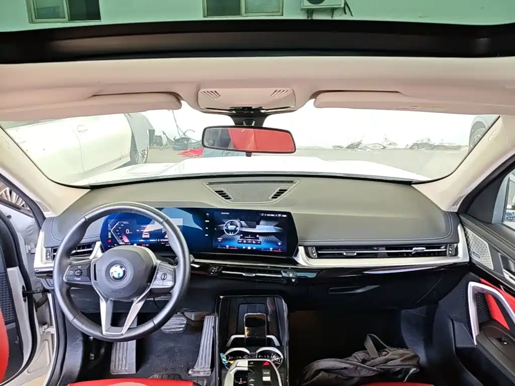 BMW X1 — миниатюра 10