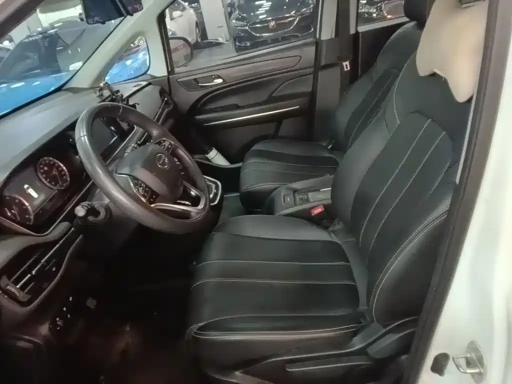 GAC Motor Trumpchi M6 — миниатюра 15