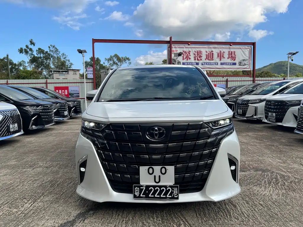 Toyota Alphard 0