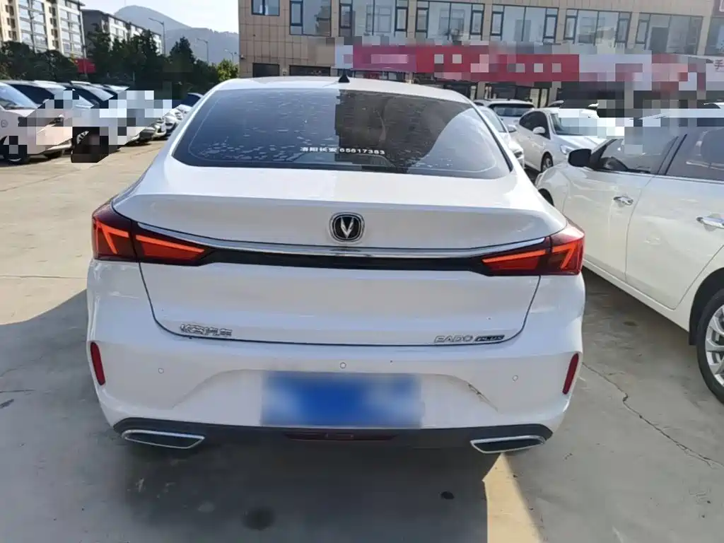 Changan Eado — миниатюра 6