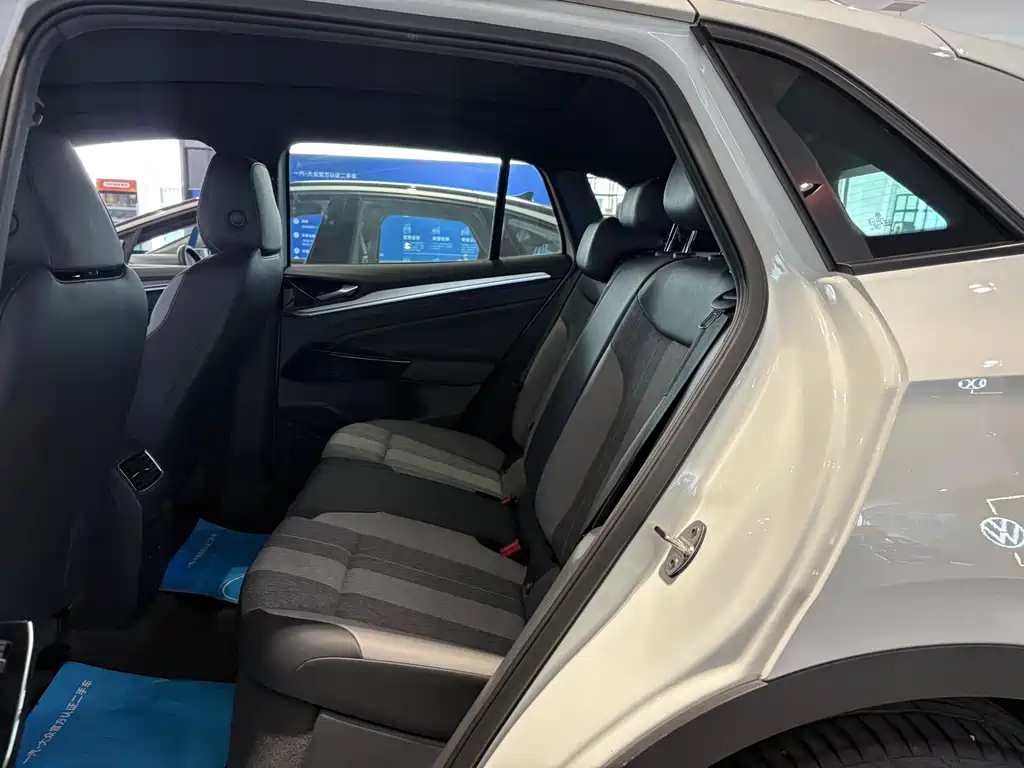 Volkswagen ID.4 Crozz — миниатюра 14