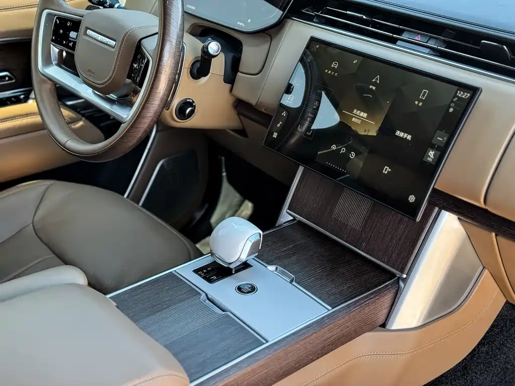 Land Rover Range Rover — миниатюра 9