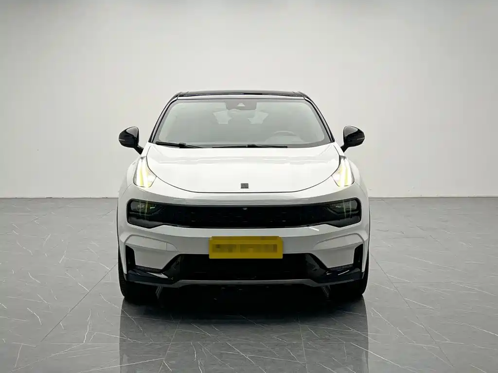 Lynk & Co 05 — миниатюра 2