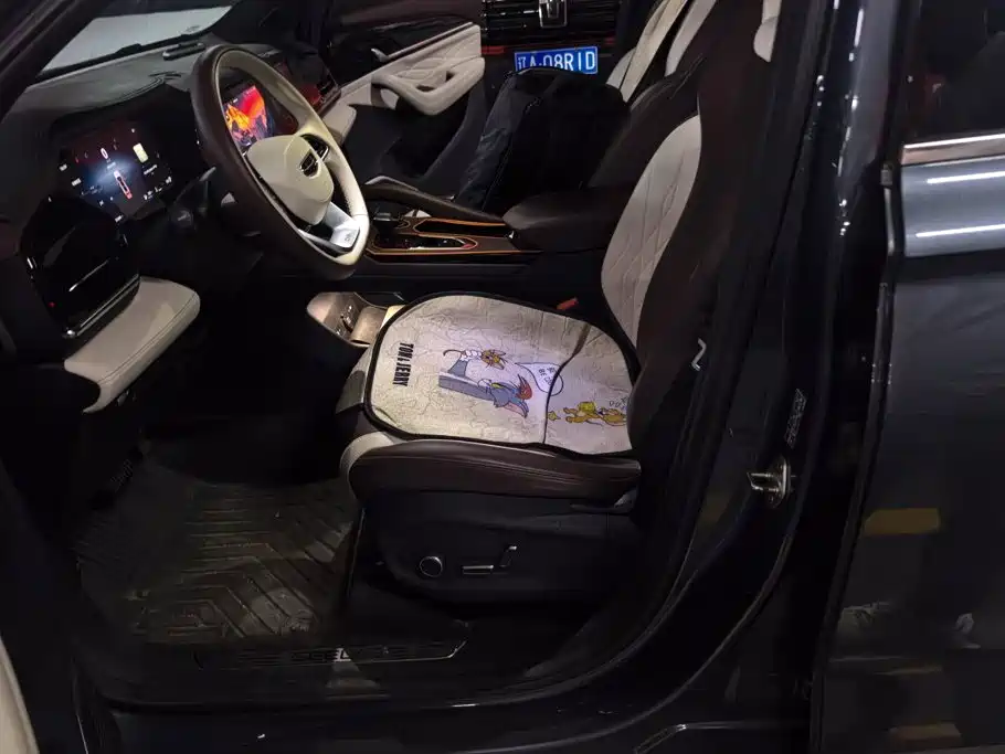 Geely Xingyue L — миниатюра 9