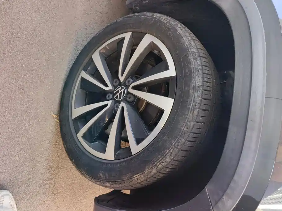 Volkswagen Tharu — миниатюра 6