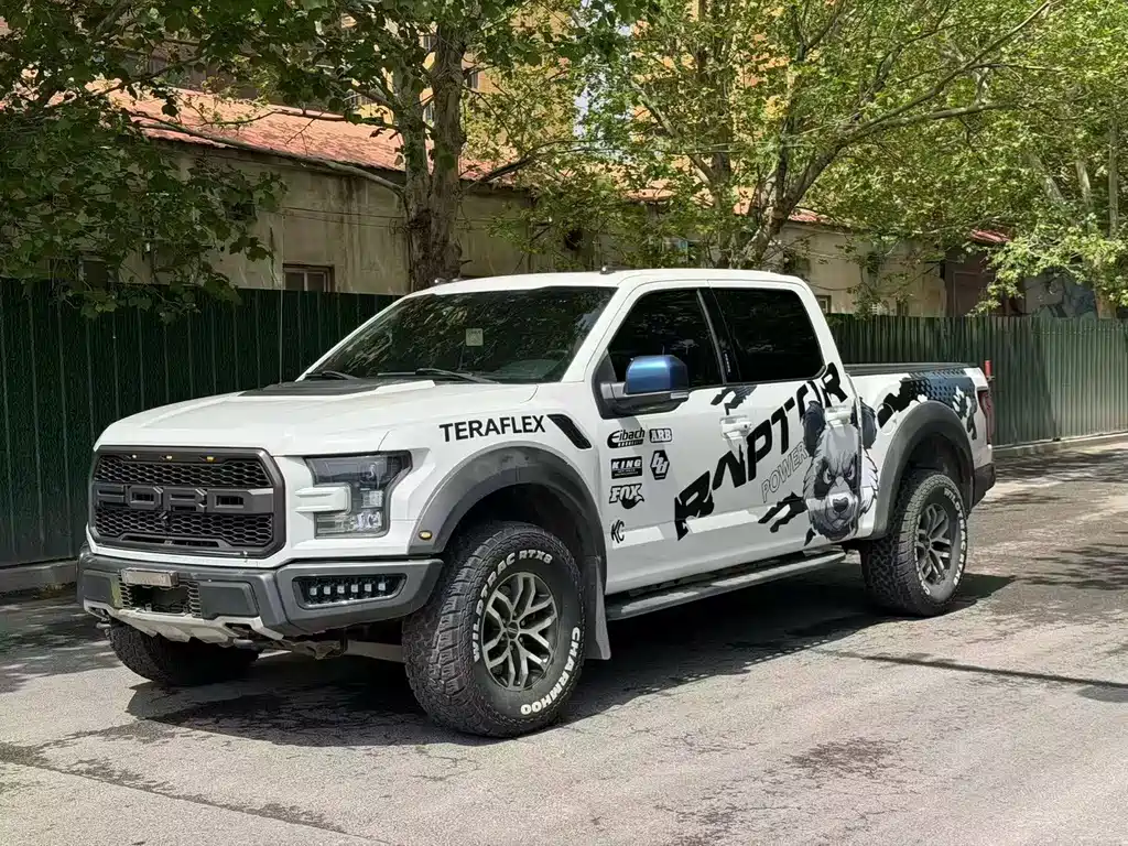 Ford F-150 Raptor 2018