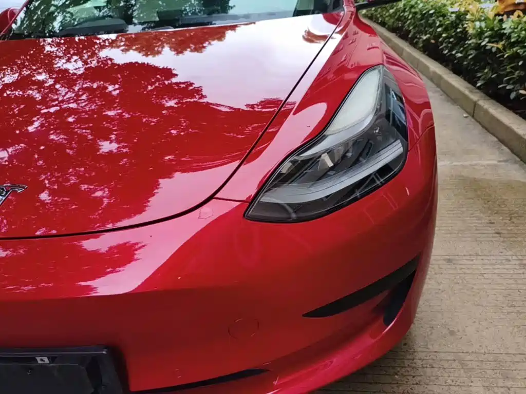 Tesla Model 3 — миниатюра 18