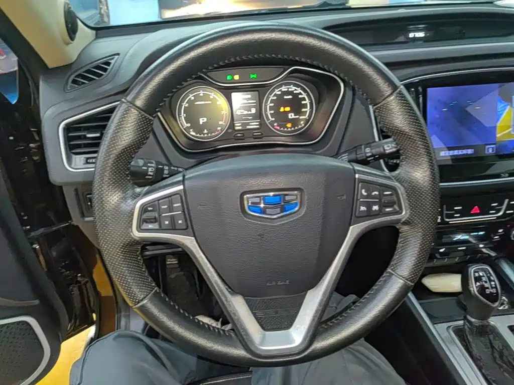 Geely Vision X6 — миниатюра 11