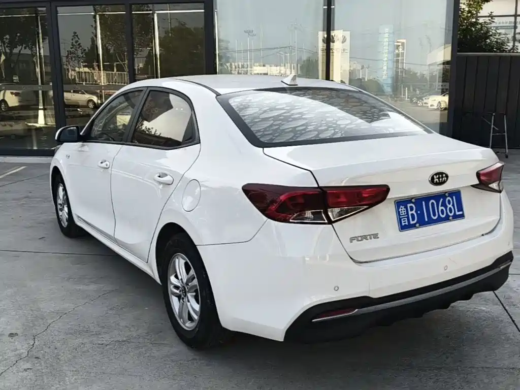 Kia Forte — миниатюра 5