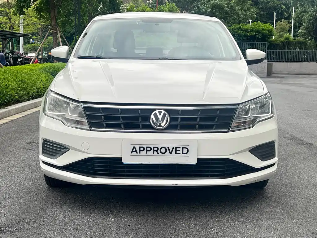 Volkswagen Jetta — миниатюра 2
