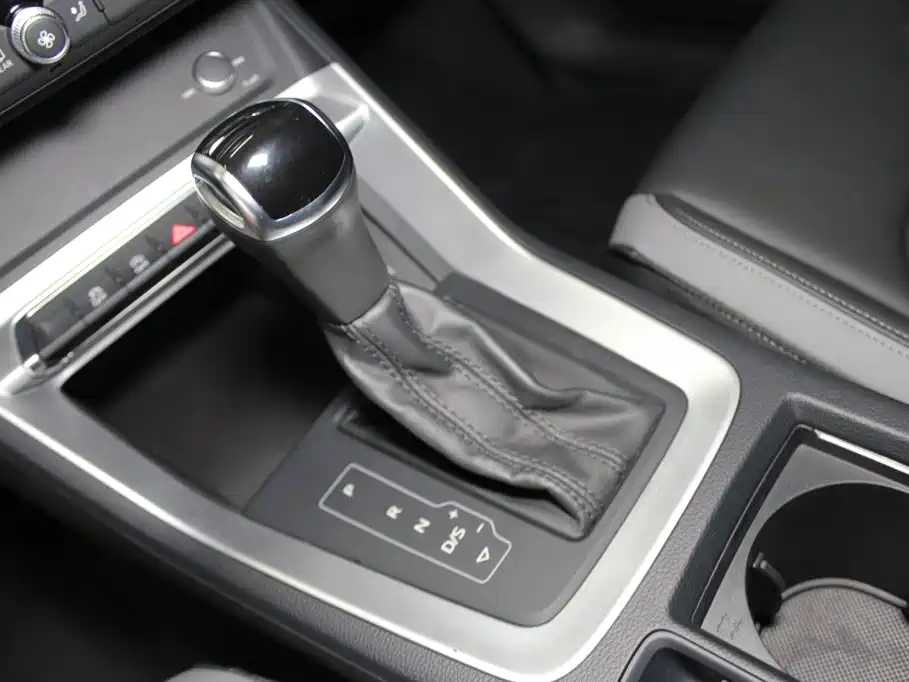 Audi Q3 — миниатюра 12