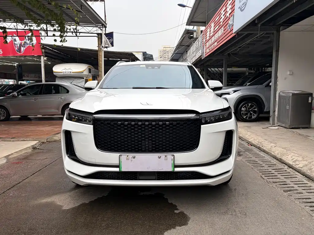 Li Auto Li ONE — миниатюра 2