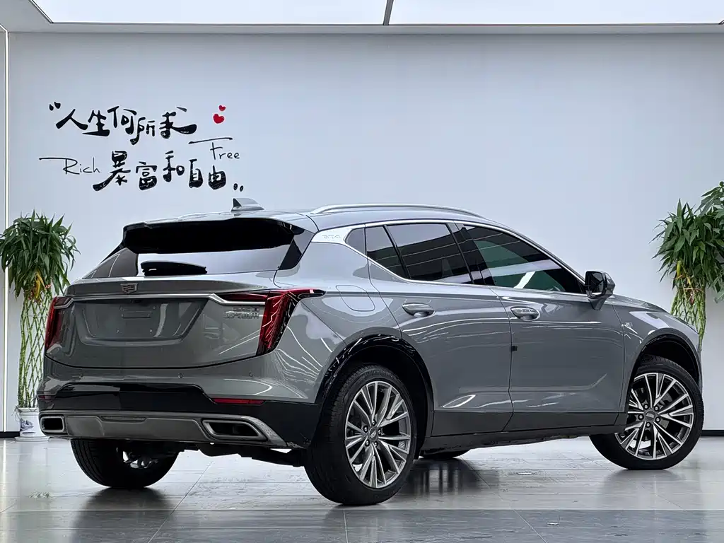 Cadillac GT4 — миниатюра 3