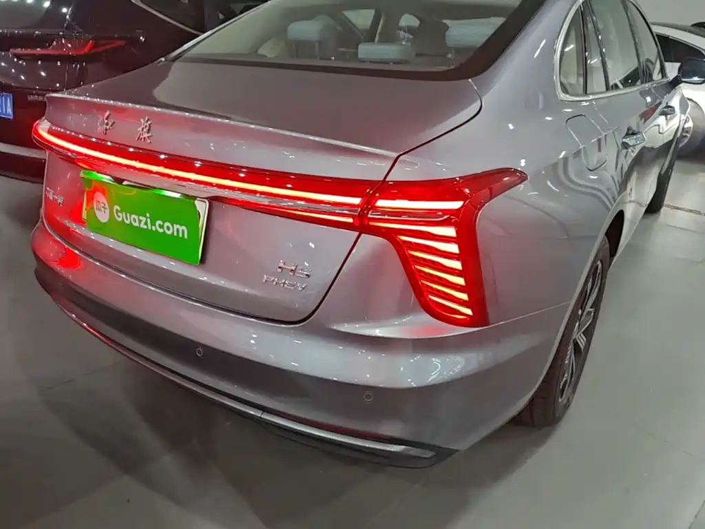 Hongqi Hongqi H5 PHEV — миниатюра 8