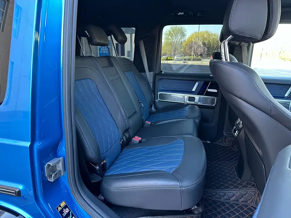 Mercedes-Benz G-Class — миниатюра 12