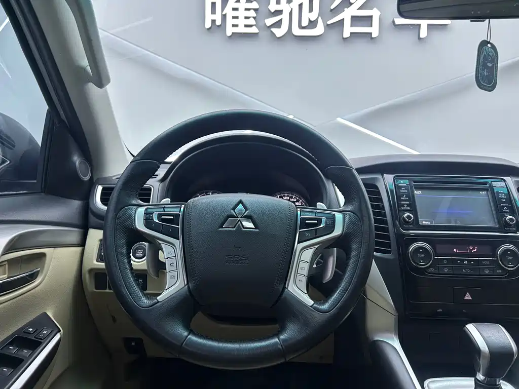 MITSUBISHI PAJERO JINCHANG