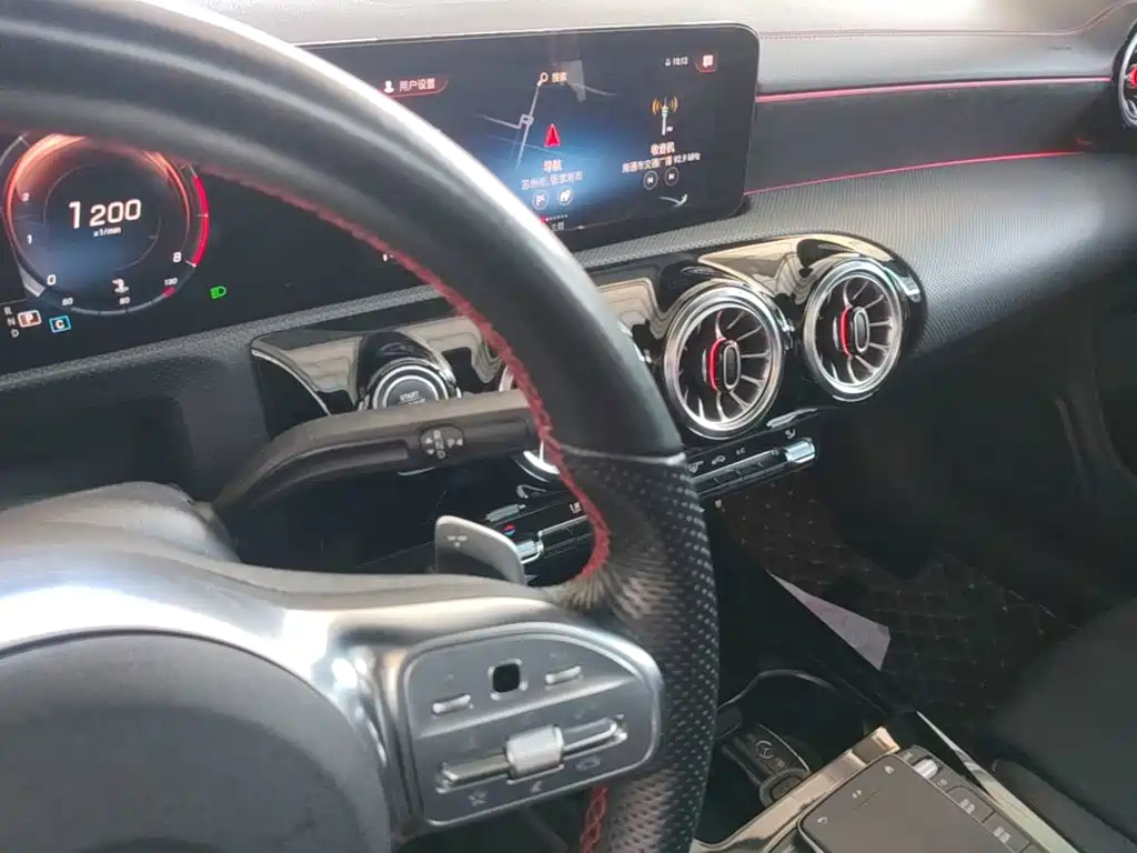 Mercedes-Benz CLA (Import) — миниатюра 14