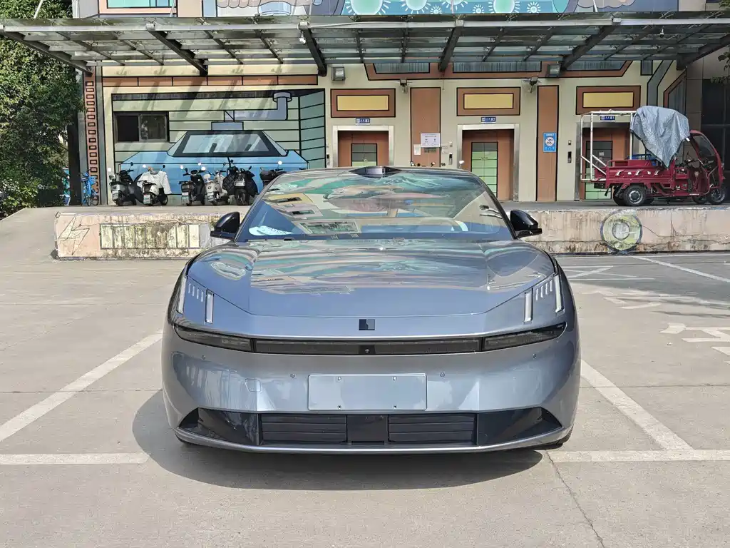 Lynk & Co Z10 — миниатюра 3
