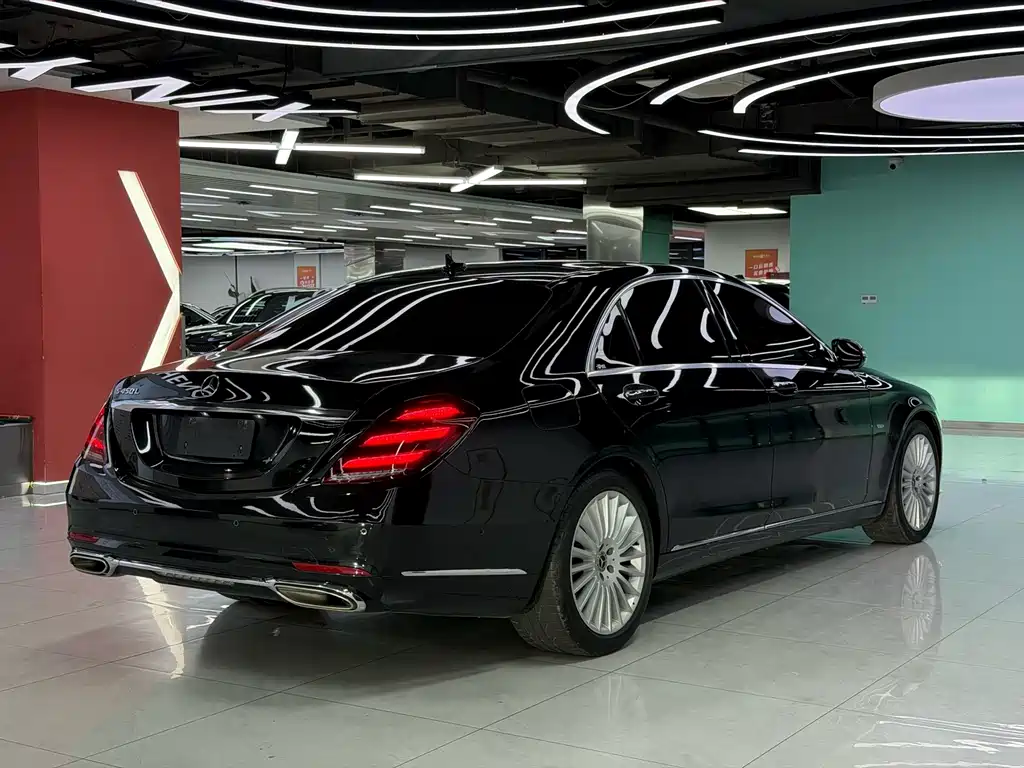 Mercedes-Benz S-Class — миниатюра 4