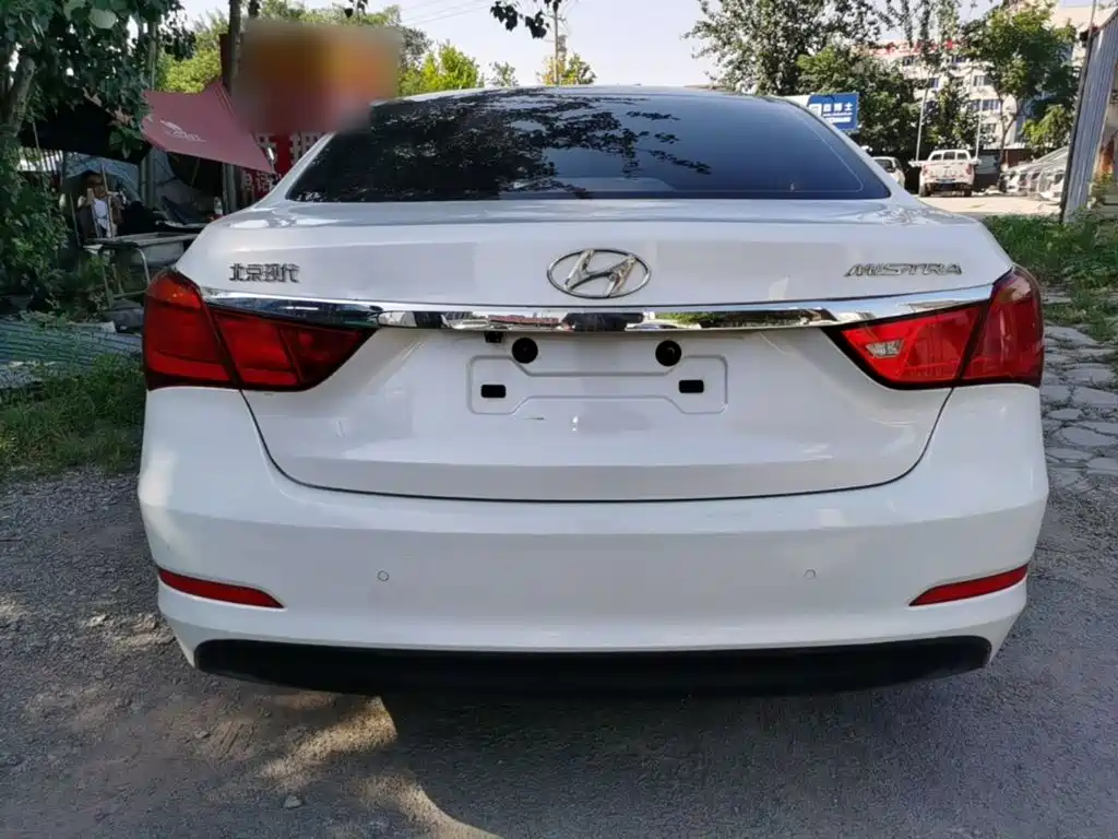 Hyundai Mistra — миниатюра 6