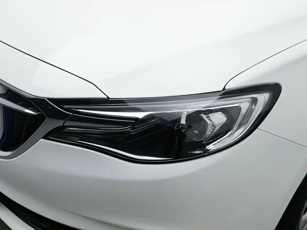 Buick Excelle — миниатюра 7