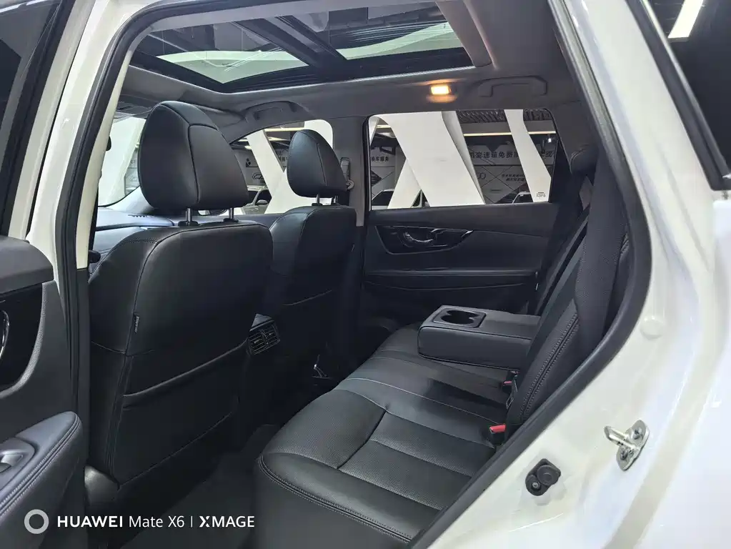 Nissan X-Trail — миниатюра 14
