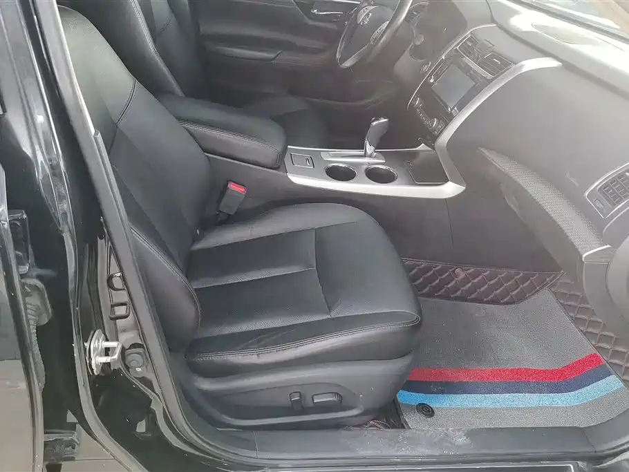 Nissan Altima 2016 2.0L XL-Upper