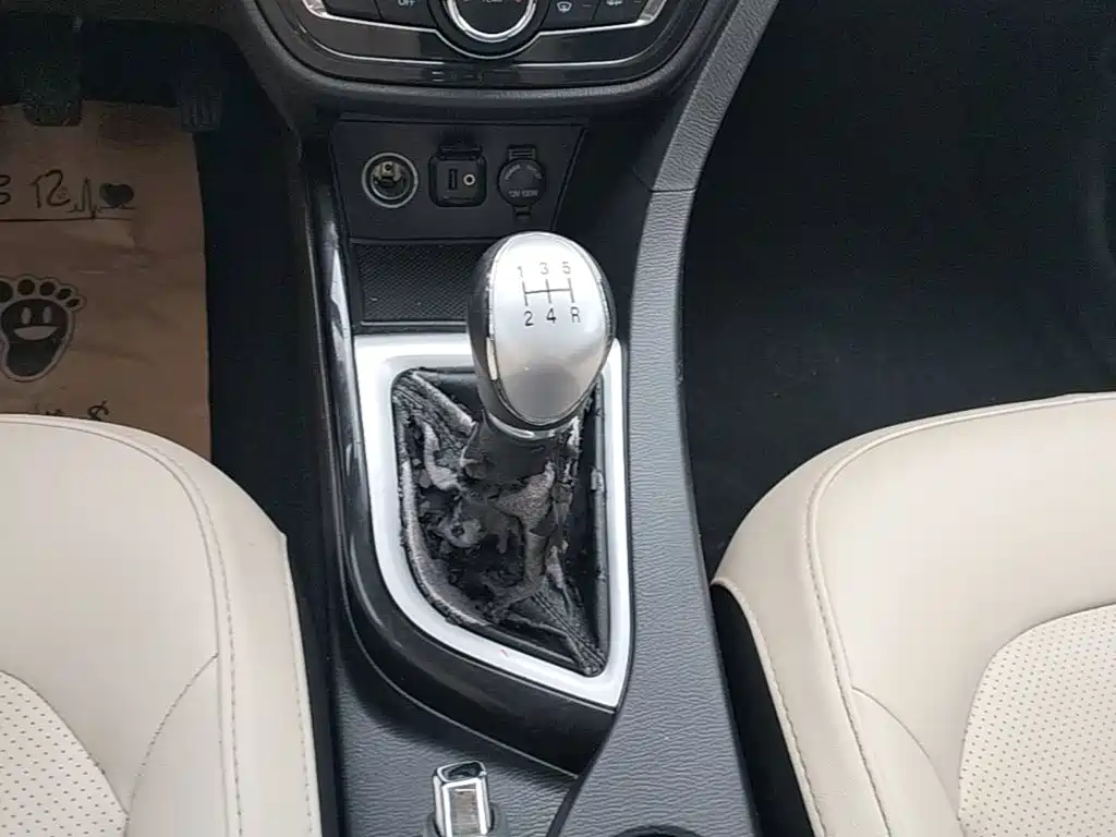Changan V7 — миниатюра 14