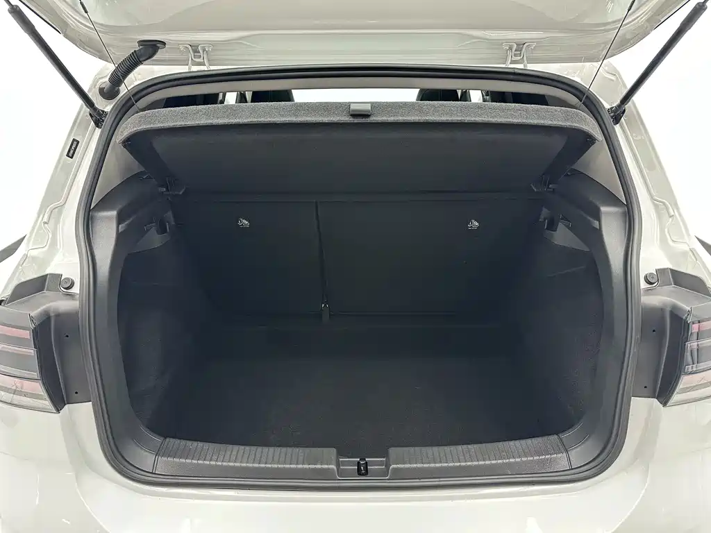 Volkswagen T-Cross — миниатюра 15