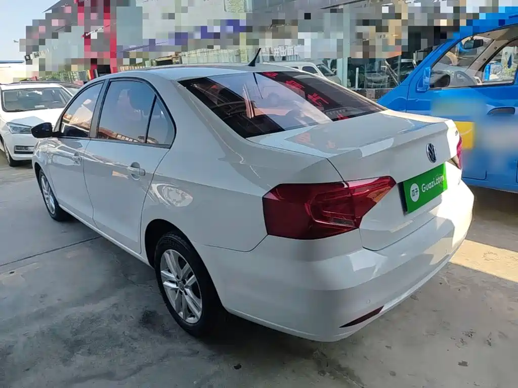 Volkswagen Jetta — миниатюра 5