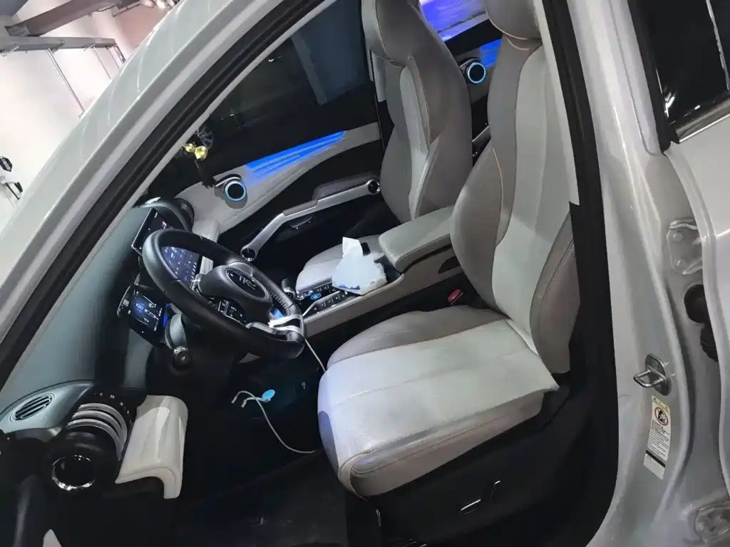 BYD Yuan Plus — миниатюра 8