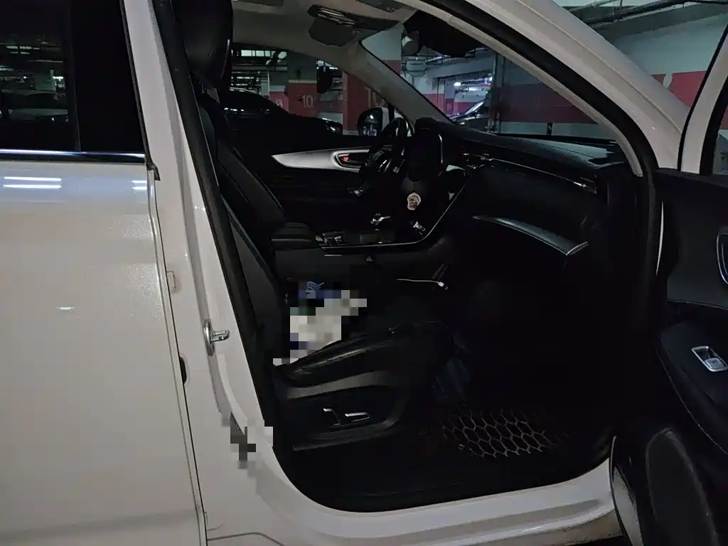 Roewe RX5 MAX — миниатюра 18