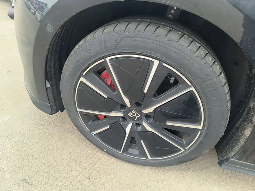 BYD Han L — миниатюра 23