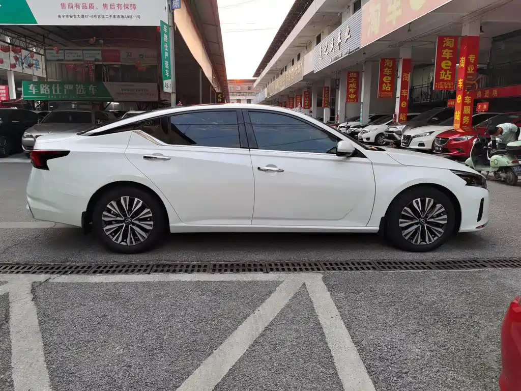 Nissan Teana — миниатюра 11
