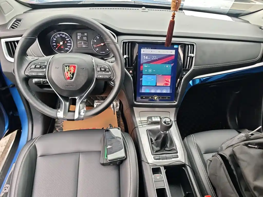 Roewe RX5 — миниатюра 10
