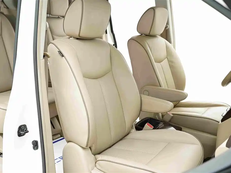 Nissan Quest — миниатюра 21