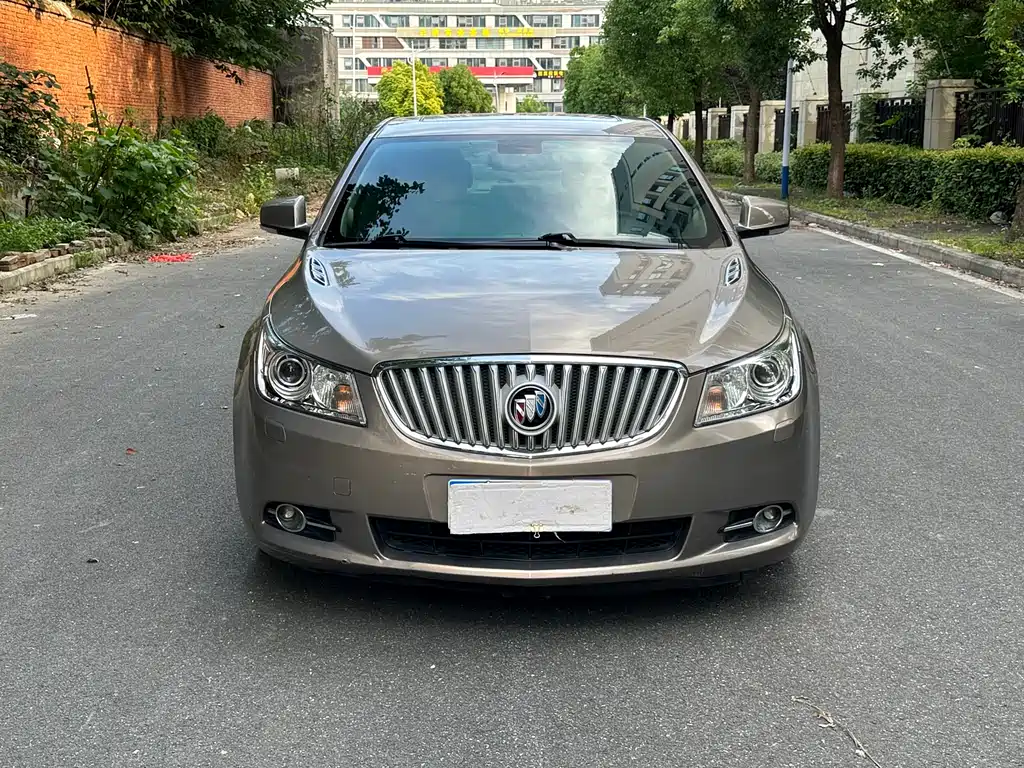 Buick LaCrosse 2011 2.4L SIDI